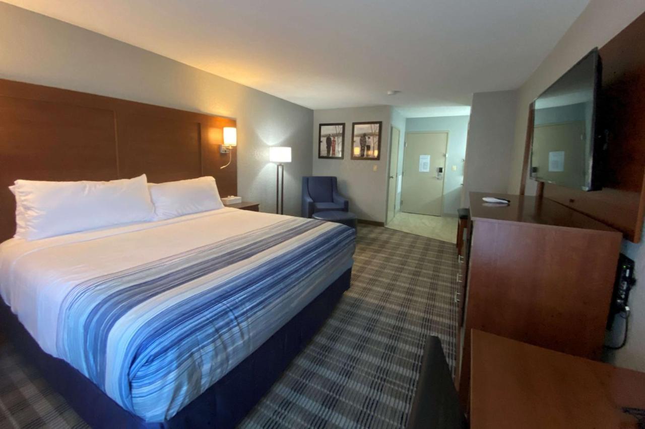 Americinn By Wyndham Williamsburg Eksteriør bilde