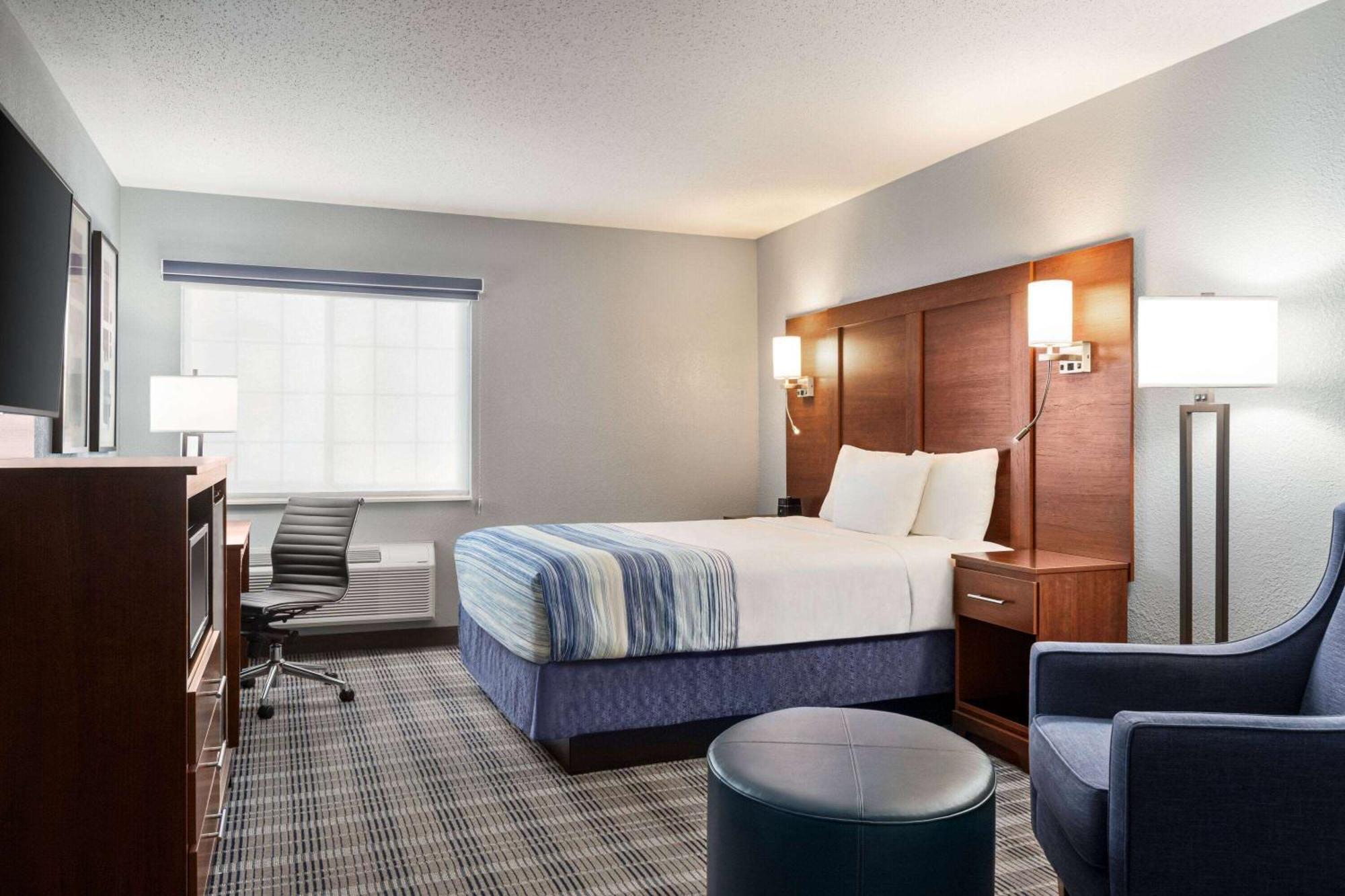 Americinn By Wyndham Williamsburg Eksteriør bilde