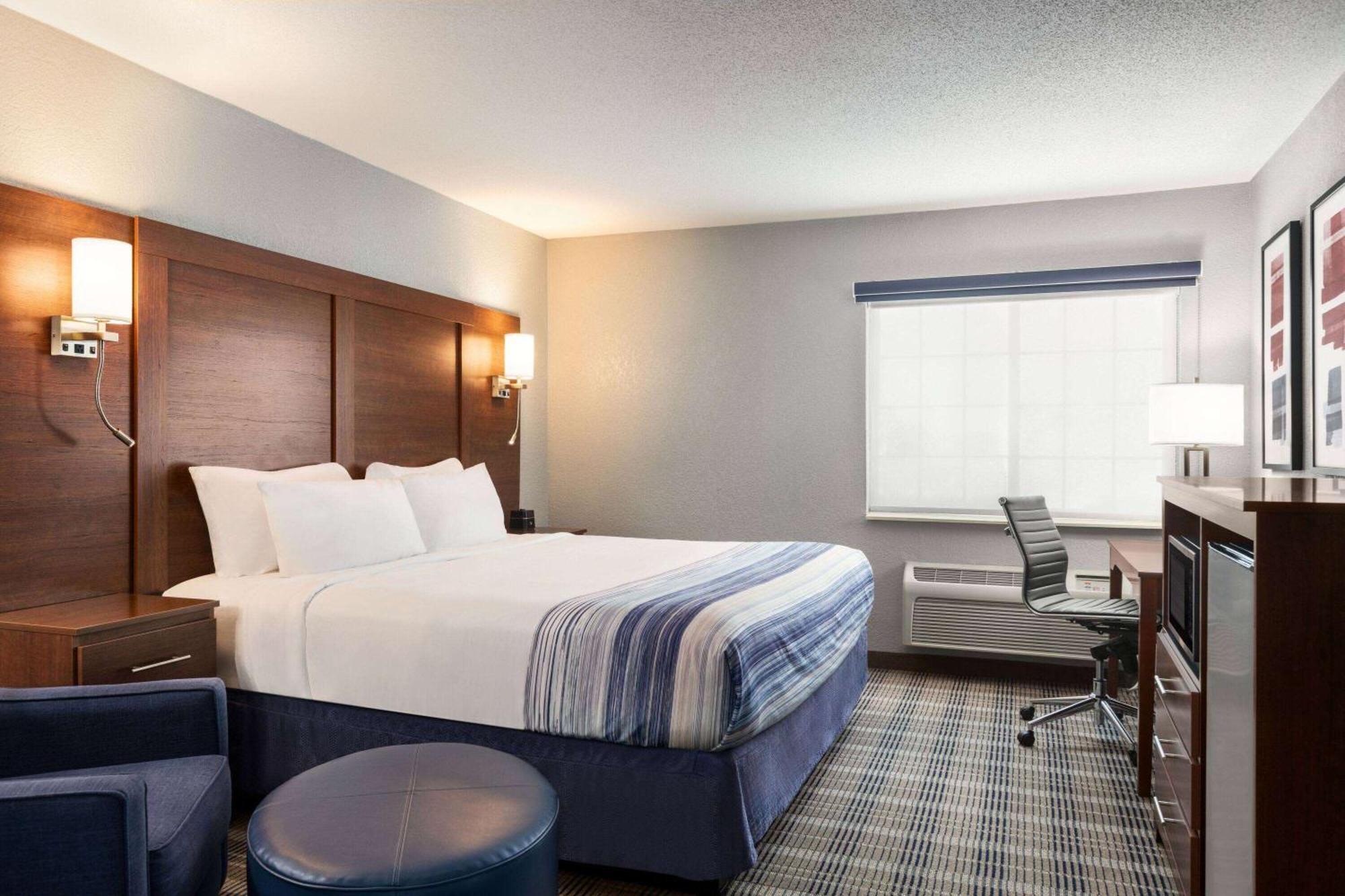 Americinn By Wyndham Williamsburg Eksteriør bilde