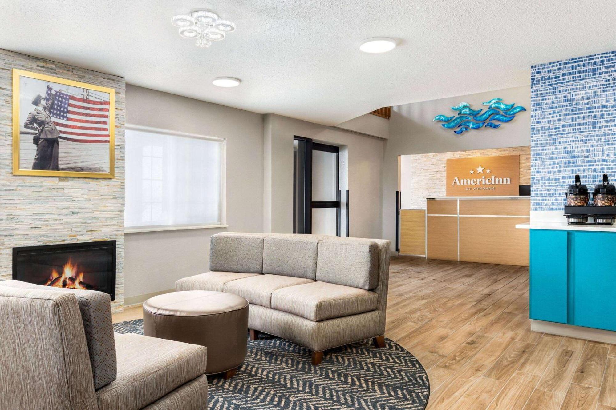Americinn By Wyndham Williamsburg Eksteriør bilde