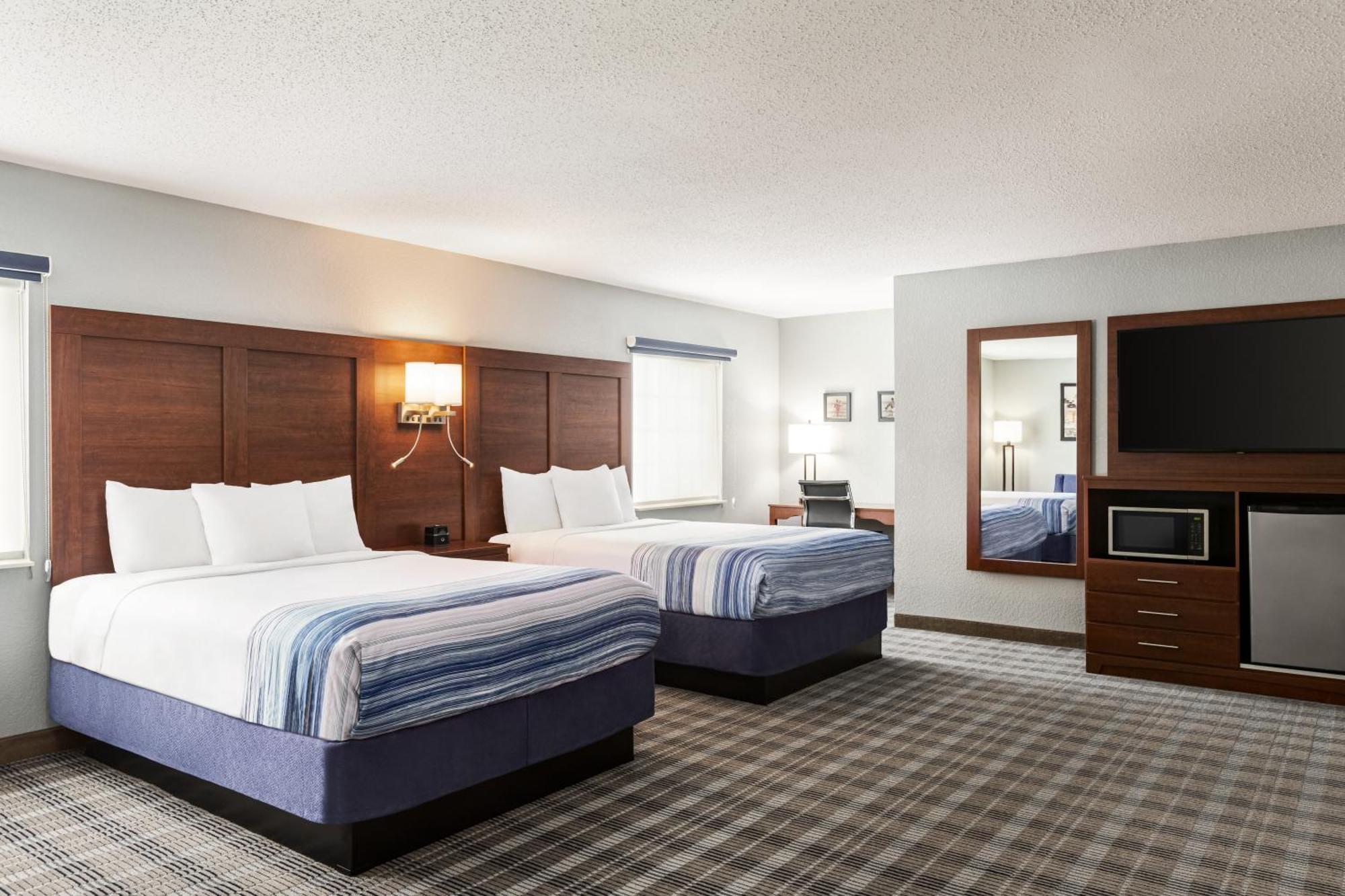 Americinn By Wyndham Williamsburg Eksteriør bilde